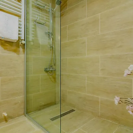 מלון דירות Galataport Flat Company 4*